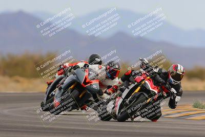 media/Jan-15-2023-SoCal Trackdays (Sun) [[c1237a034a]]/Turn 15 (1pm)/